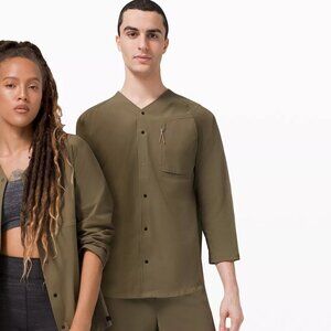 Lululemon Lab Men's Viha Shirt Green Khaki Sz S